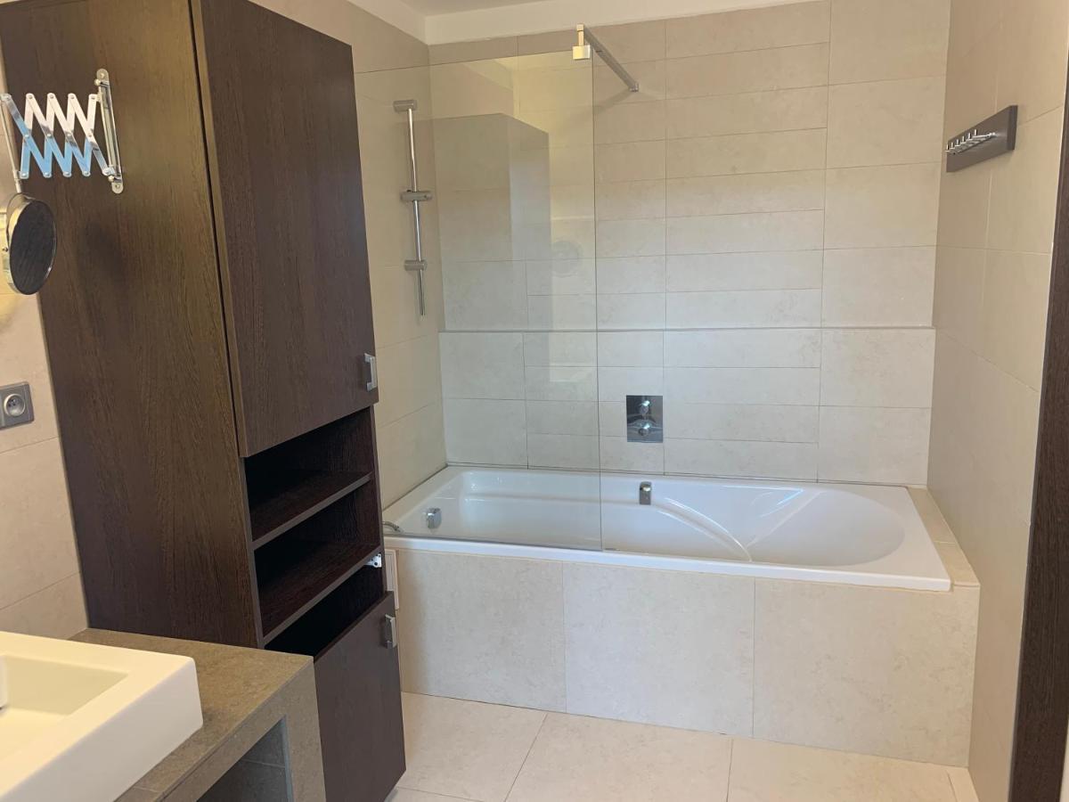 Apartman S Wellness Sluzbami Čerčany Zewnętrze zdjęcie
